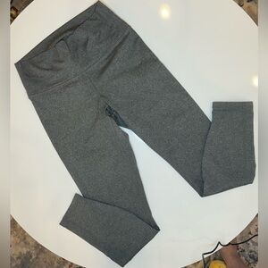 Fabletics Grey 7/8 Legging - XS